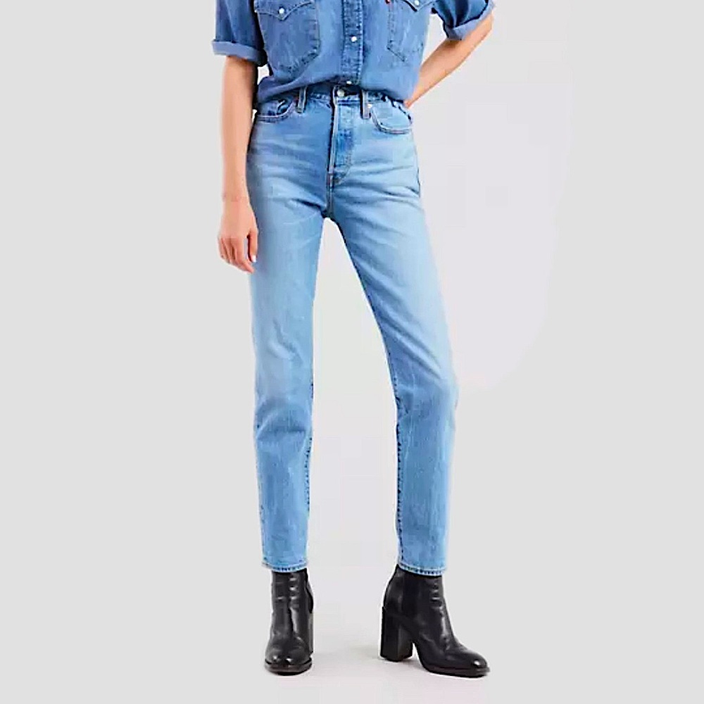 Levi’s Wedgie Fit Jeans